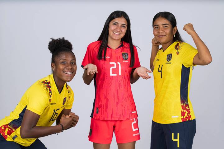 Esther Carabali, Domenica Palacios and Nataly Andrade of Ecuador pose for a portrait 