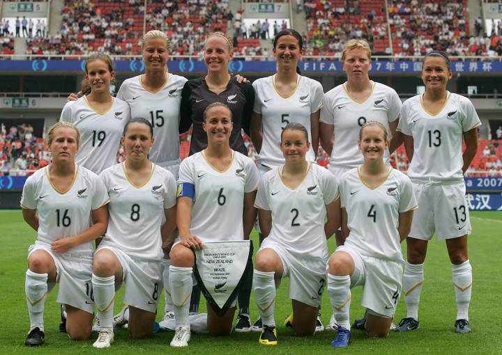 New Zealand at the 2007 FIFA Women's World Cup squad photo