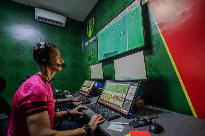 NOUAKCHOTT, MAURITANIA - SEPTEMBER 14: VAR is implemented during the Super D1 match between AS Garde and FC KSAR at Cheikha Boidiya Stadium on September 14, 2024 in Nouakchott, Mauritania. (Photo courtesy of Mauritanian Football Federation)