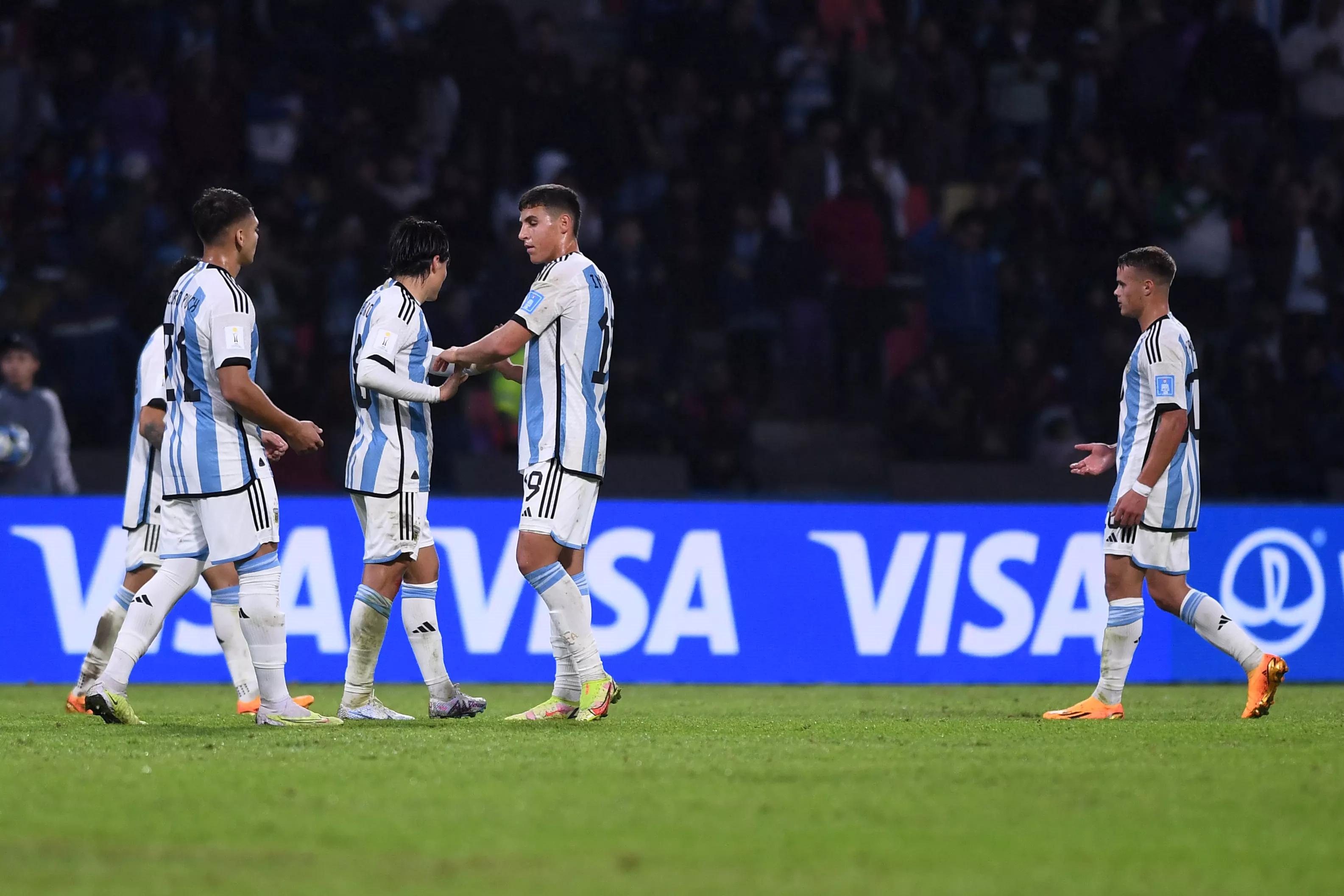 Eliminatórias da Copa: Assista ao vivo e de graça ao jogo Portugal x  Eslováquia