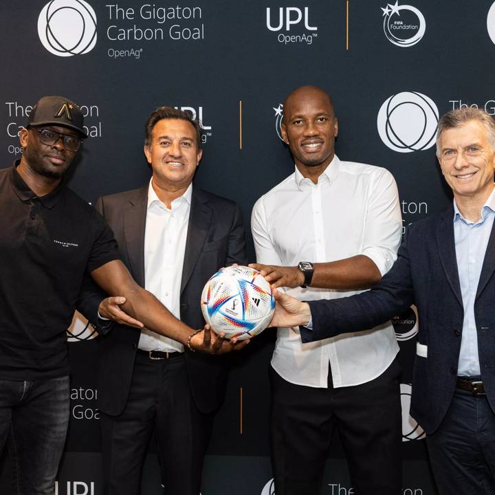 FRANCE, PARIS - JULY 06: (L-R) FIFA Legend Louis Saha, UPL Global CEO Jai Shroff, FIFA Legend Didier Drogba and FIFA Foundation Executive Chairman Mauricio Macri pose for a photo with the FIFA World Cup Qatar 2022 Adidas Al Rihla Matchball during the Gigaton Carbon Goal European Launch on July 6, 2022 in Paris, France. (Photo by Léo-Paul Ridet - FIFA)