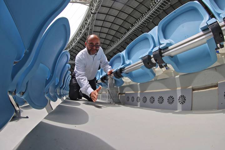 Saud Abdulaziz Abdul Ghani gives a tour of the cooling system